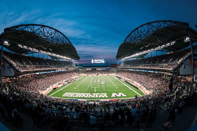 练的形象更 练的形象更